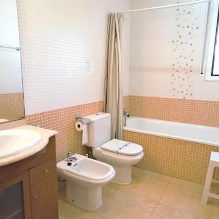 En Ametlla De Mar 6 Personas Con Piscina Privada Y Jardin En Costa Dorada - Hisp-217-46 Villa